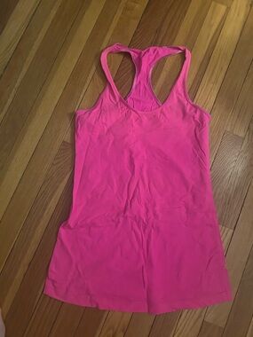 Lululemon Women’s Hot Pink Racerback Tank Top